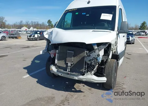 2022 Mercedes-Benz Sprinter 2500 High Roof I4 from USA, damaged, VIN W1Y40CHY3NT120776